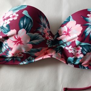 NWT So push up bikini top